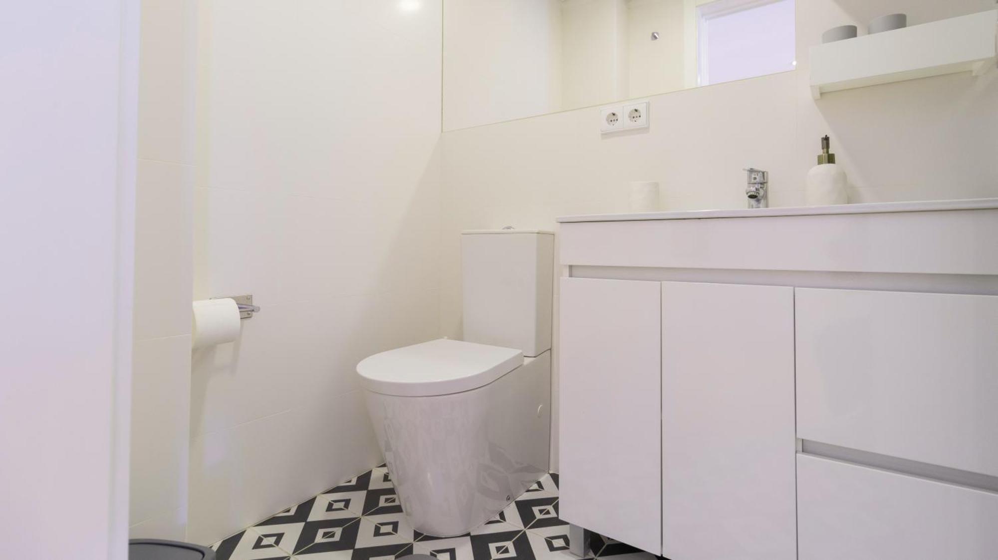 City Center Duplex W Patio By Lovelystay Porto Dış mekan fotoğraf