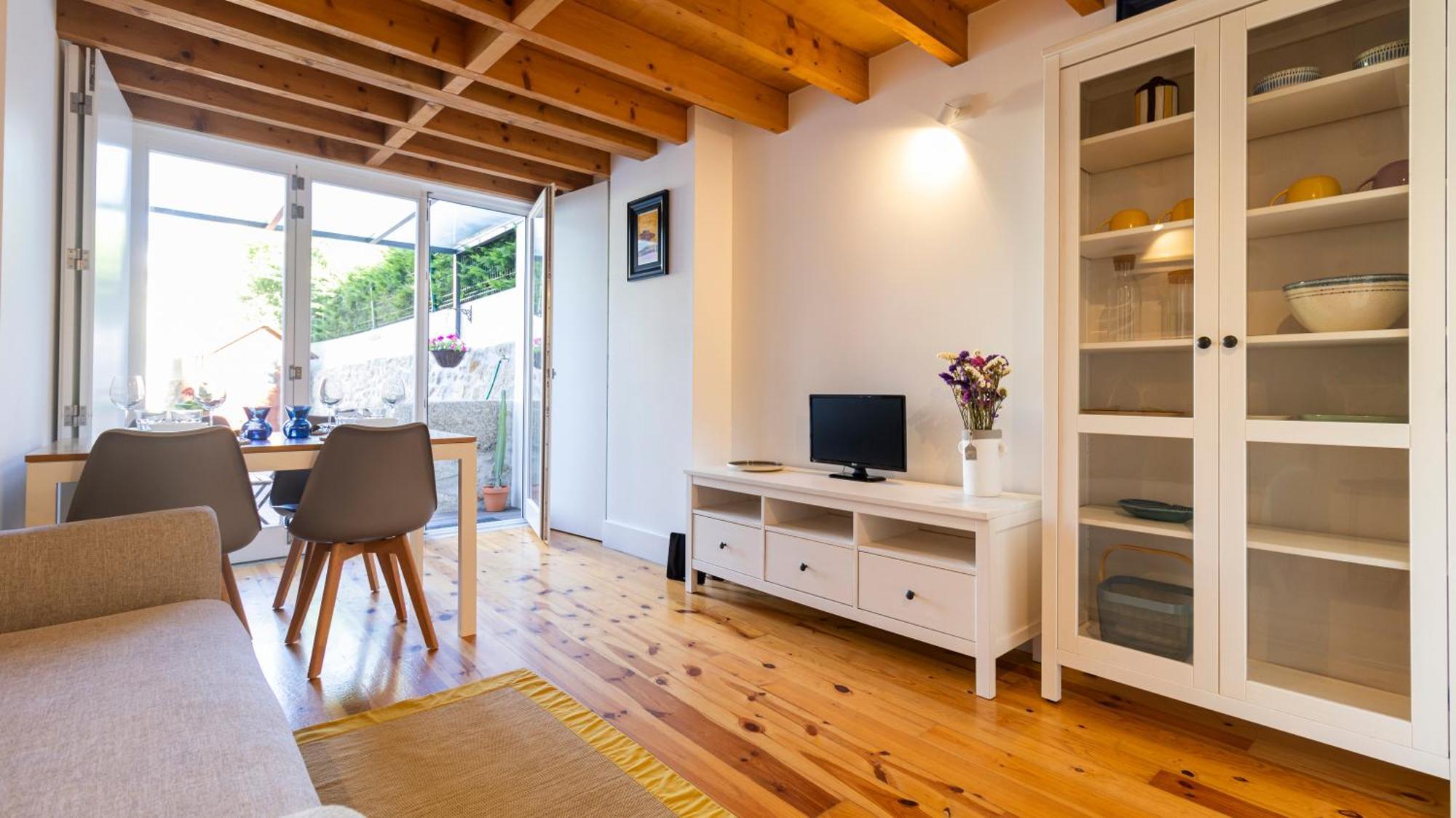 City Center Duplex W Patio By Lovelystay Porto Dış mekan fotoğraf