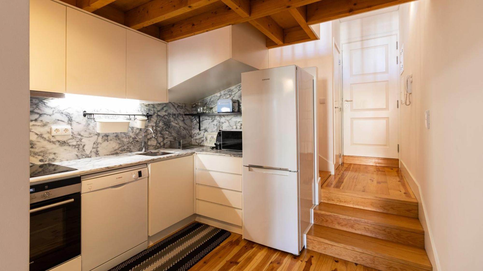 City Center Duplex W Patio By Lovelystay Porto Dış mekan fotoğraf
